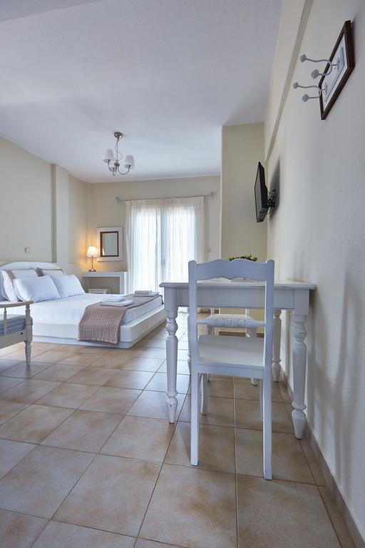 Appartement Aelia à Áyios Pétros Chambre photo